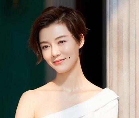 娱乐圈吃瓜女明星都有谁,揭秘那些被热议的焦点人物